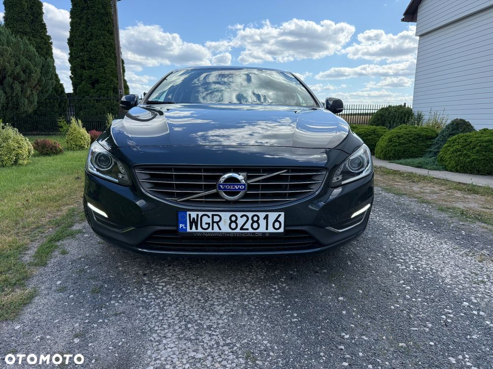 Volvo S60 D3 Drive-E R-Design Momentum - 3