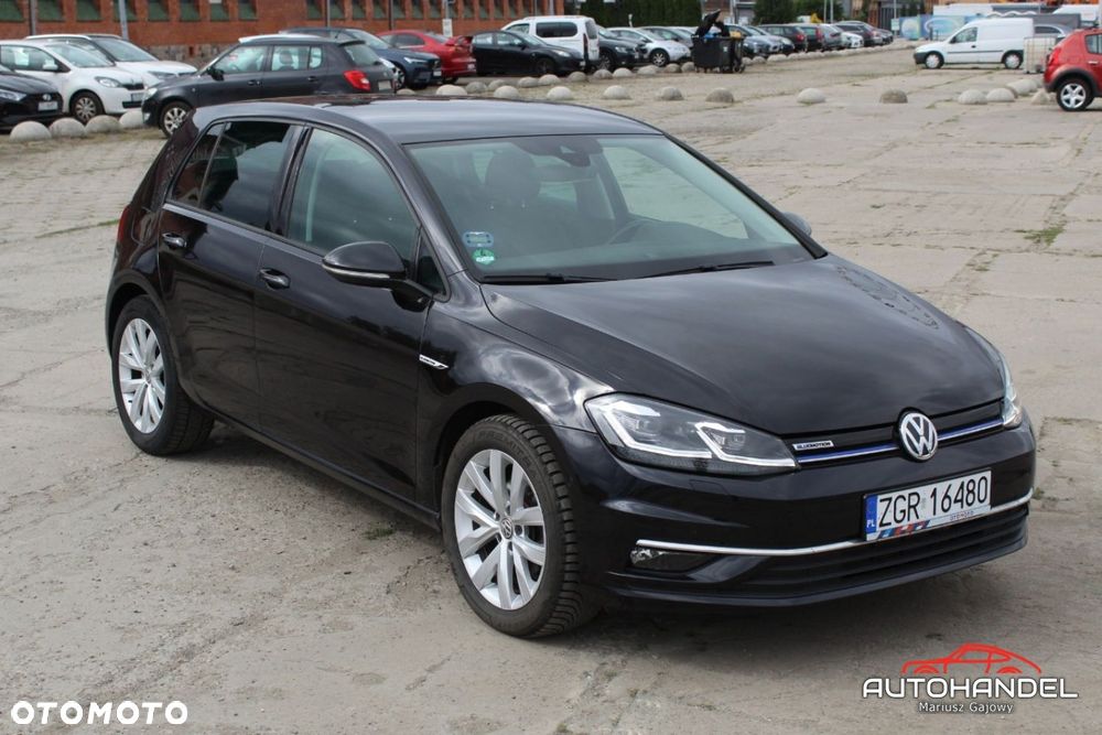 Volkswagen Golf - 4