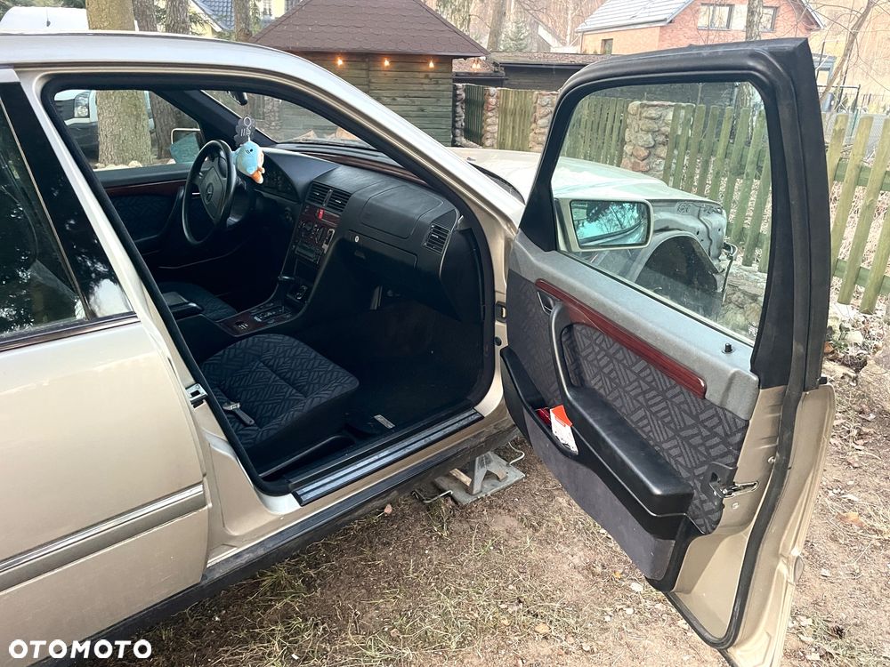 Mercedes-Benz Klasa C - 10