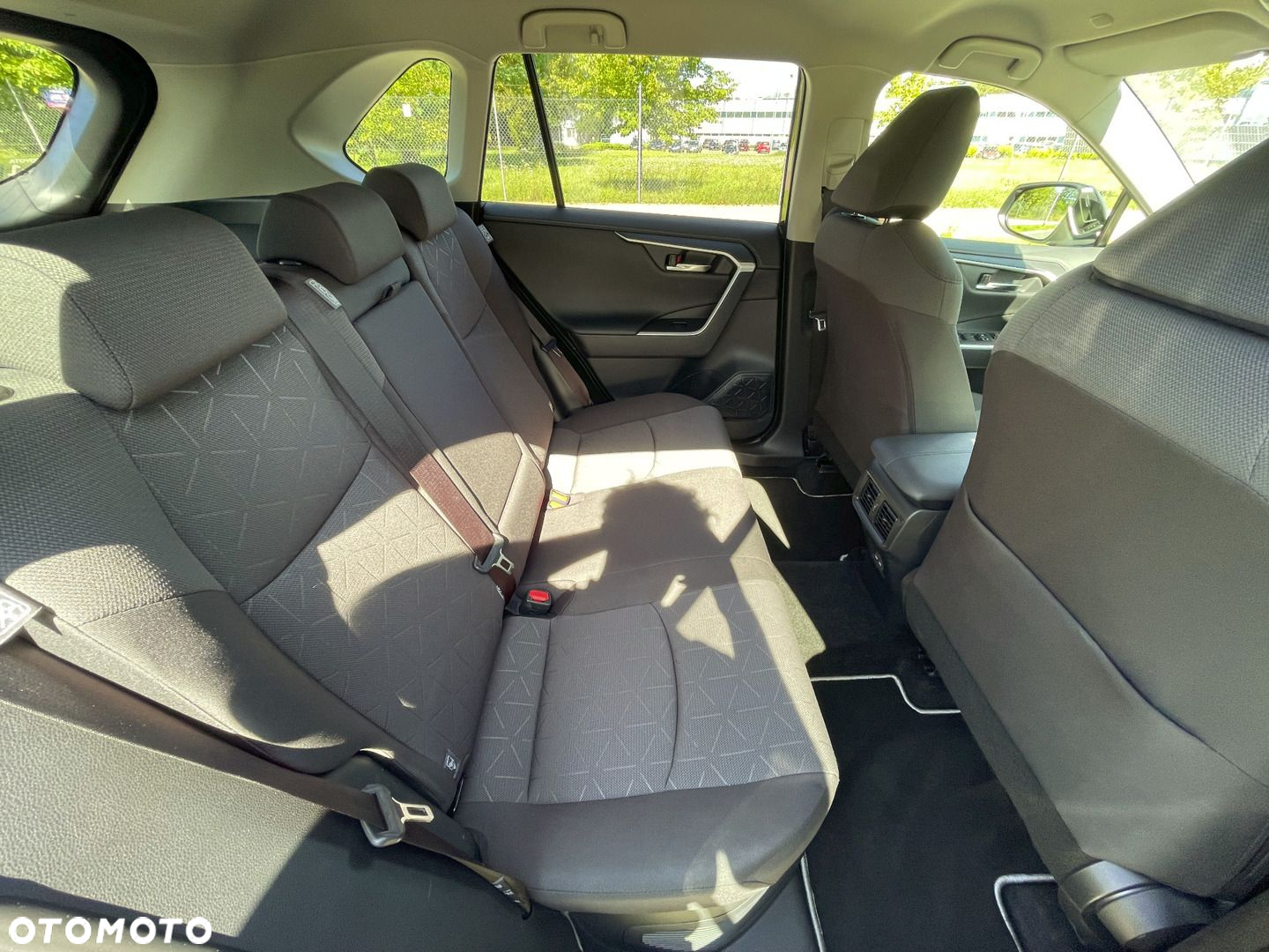 Toyota RAV4 - 12