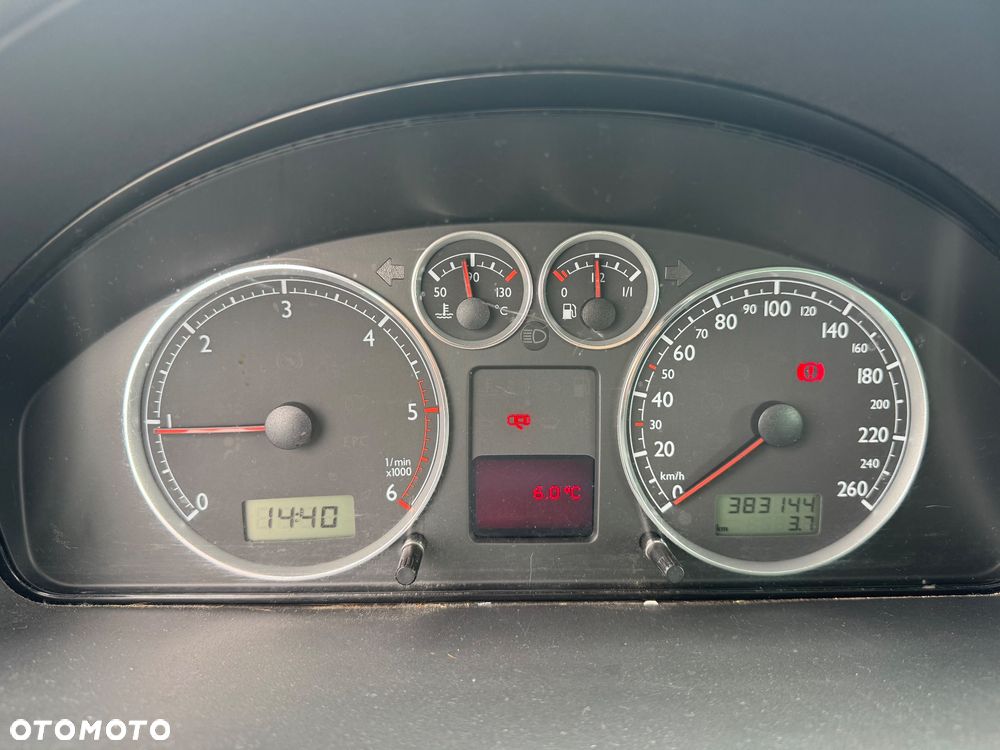 Volkswagen Sharan 1.9 TDI Comfortline - 14