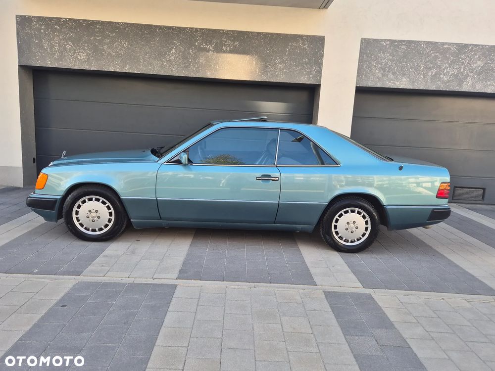 Mercedes-Benz W124 (1984-1993) - 35