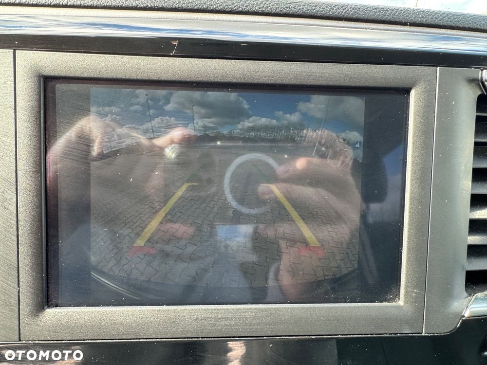 Chrysler Pacifica - 17