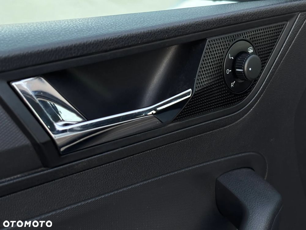 Skoda RAPID 1.0 TSI Active - 21