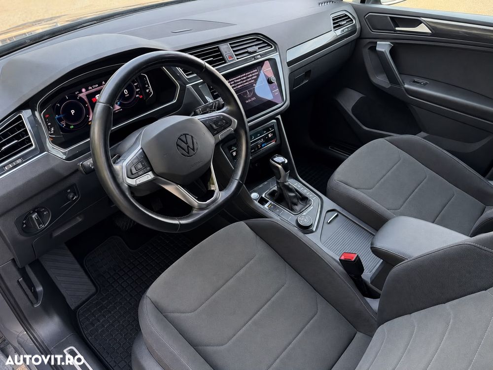 Volkswagen Tiguan 2.0 TDI SCR 4MOTION DSG Elegance - 10