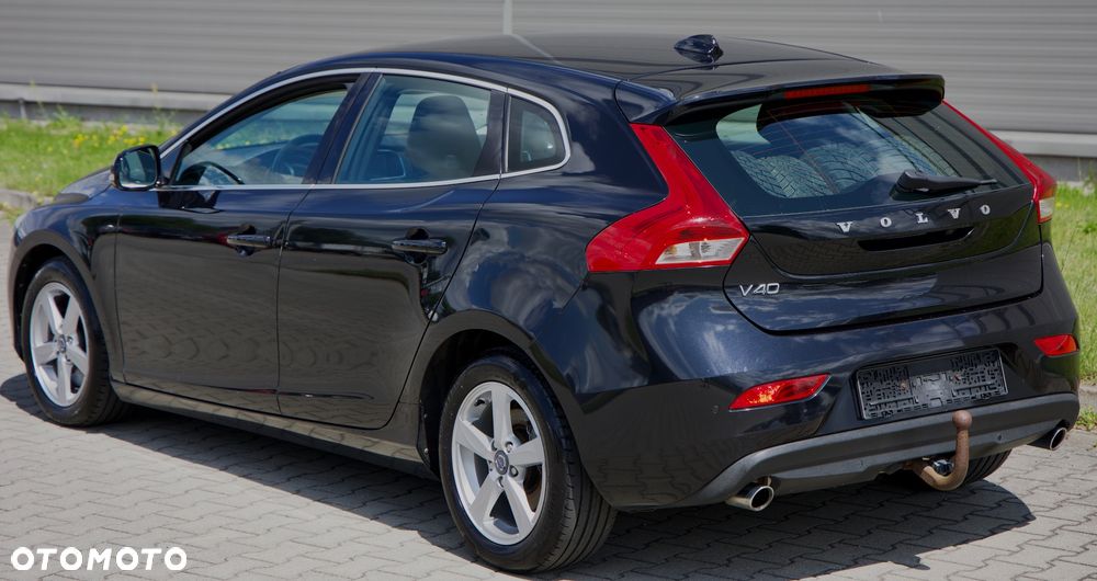 Volvo V40 D3 Momentum - 12