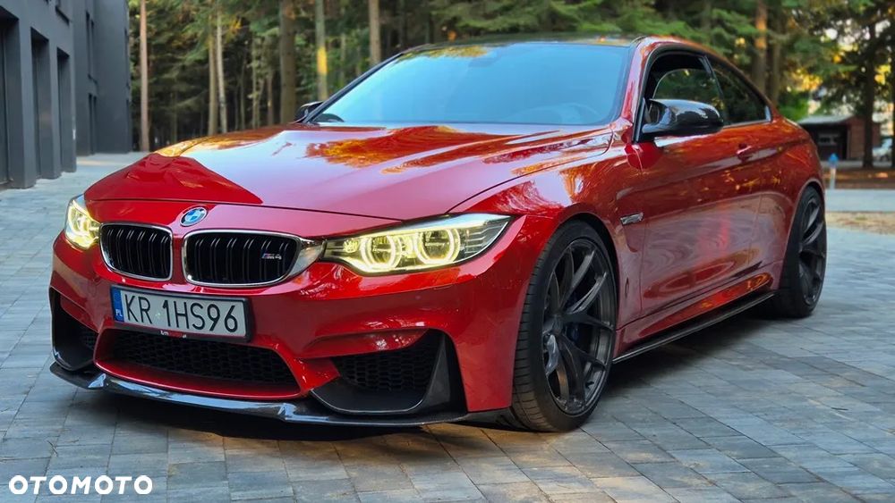 BMW M4 Standard - 2