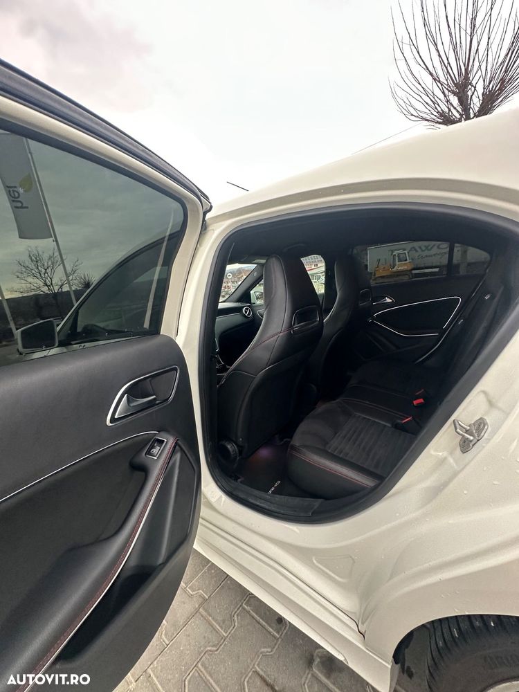 Mercedes-Benz A 200 CDI 7G-DCT AMG Line - 12