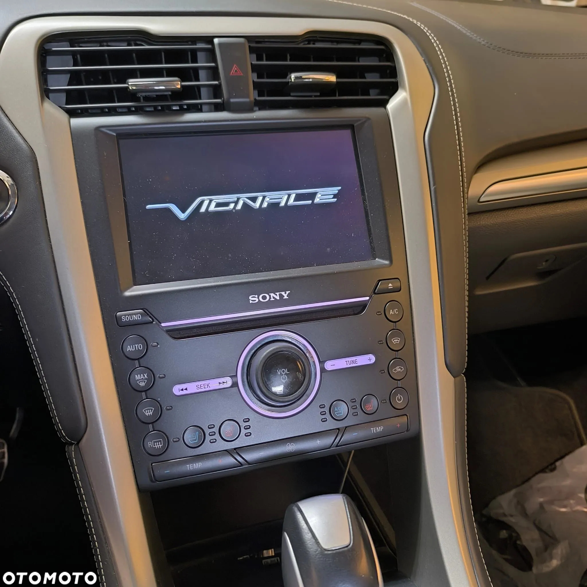 Ford Mondeo Vignale 2.0 TDCi PowerShift - 9
