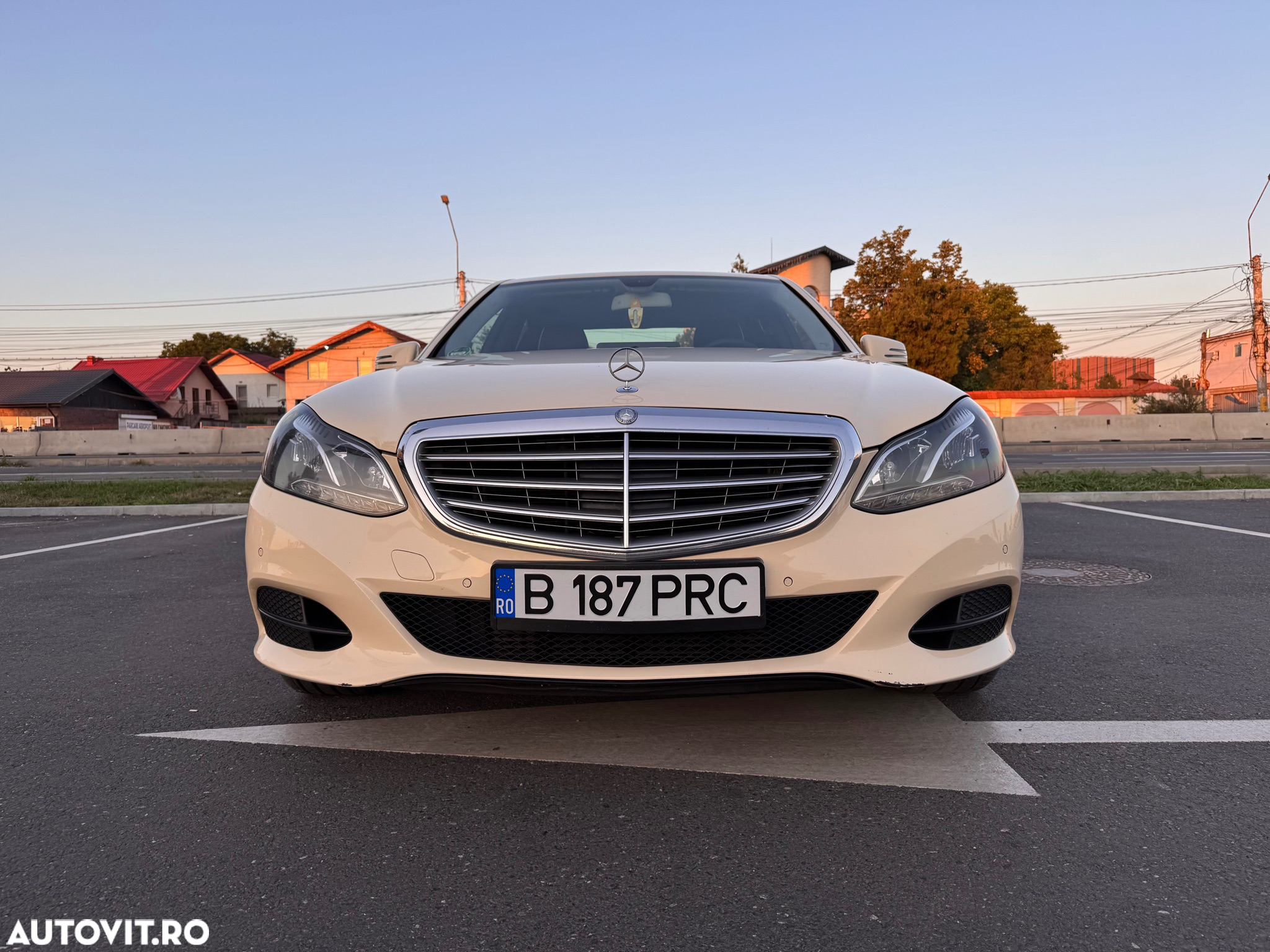 Mercedes-Benz E 200 BlueTEC 7G-TRONIC - 3
