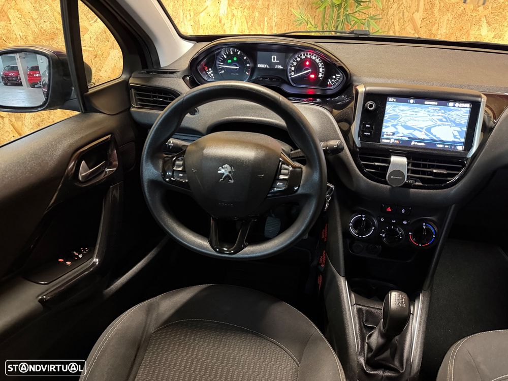 Peugeot 208 PureTech 82 Active - 13