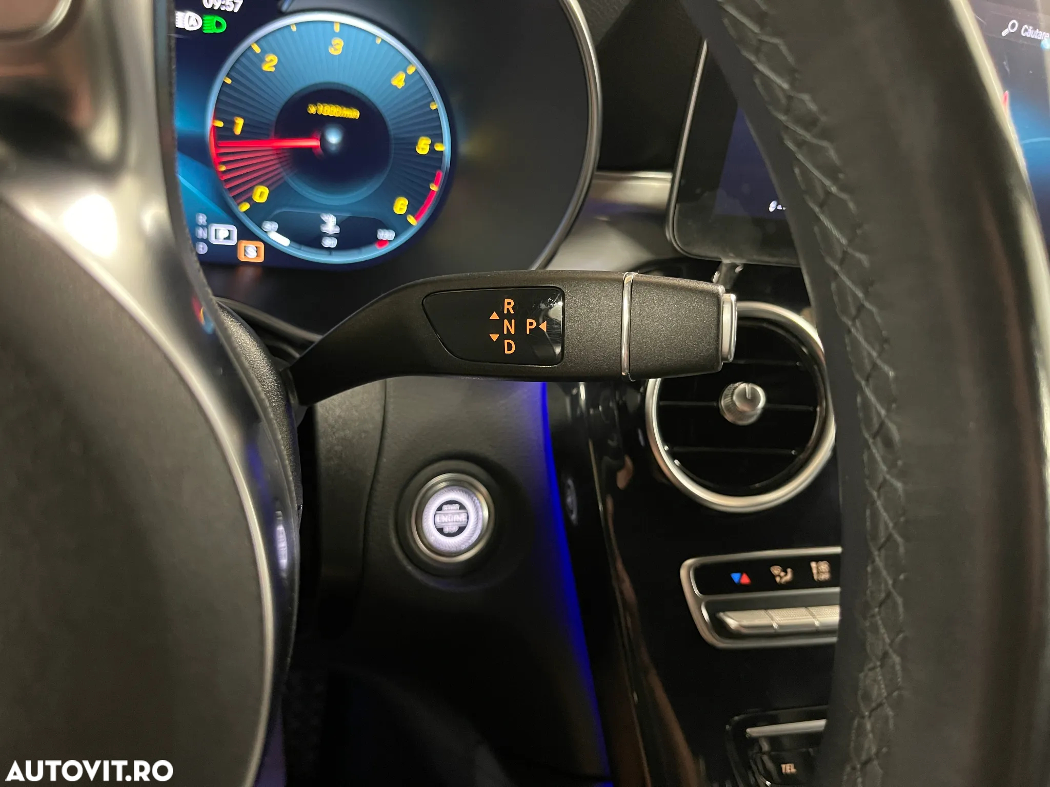 Mercedes-Benz GLC 220 d 4MATIC - 28