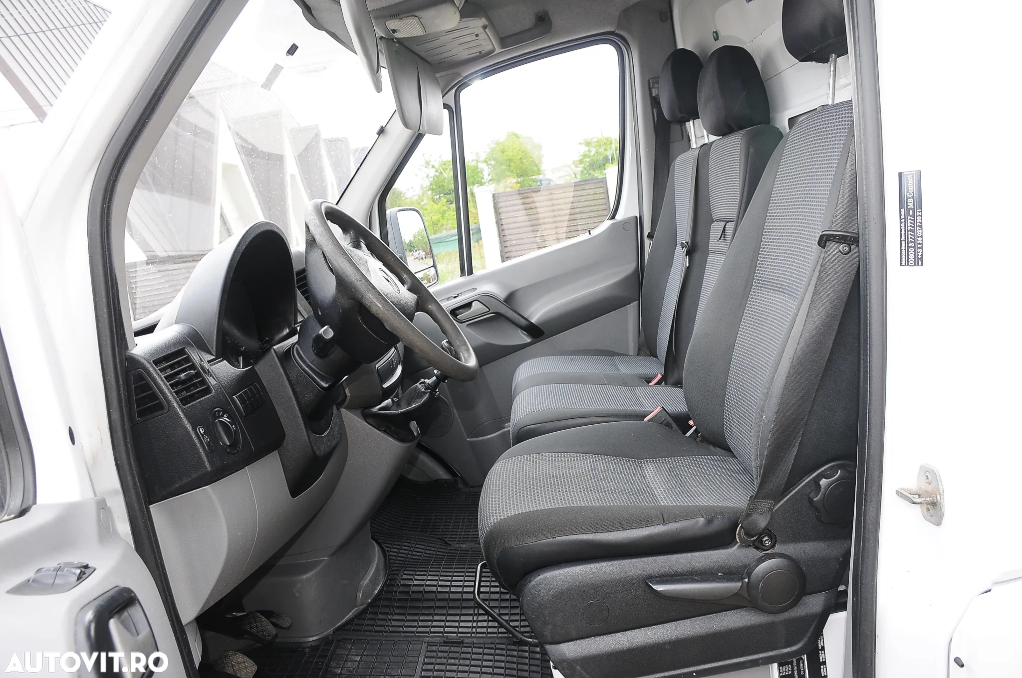 Mercedes-Benz Sprinter - 9