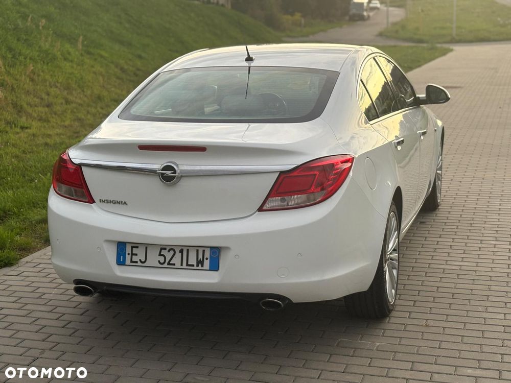 Opel Insignia 2.0 CDTI Cosmo 4x4 S&S - 13