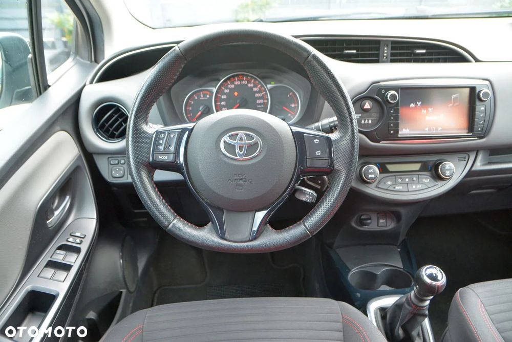 Toyota Yaris - 15