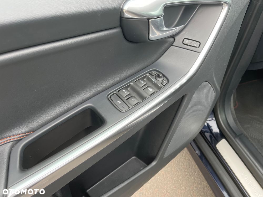 Volvo XC 60 - 16
