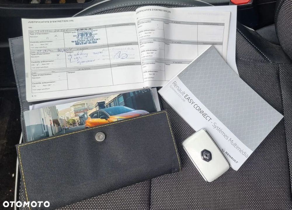 Renault Captur 1.6 E-TECH Plug-In Intens - 13