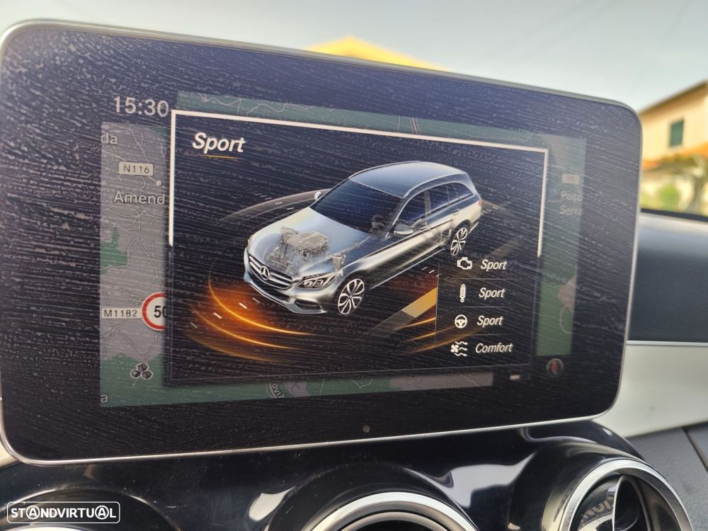 Mercedes-Benz C 300 h AMG Line - 12