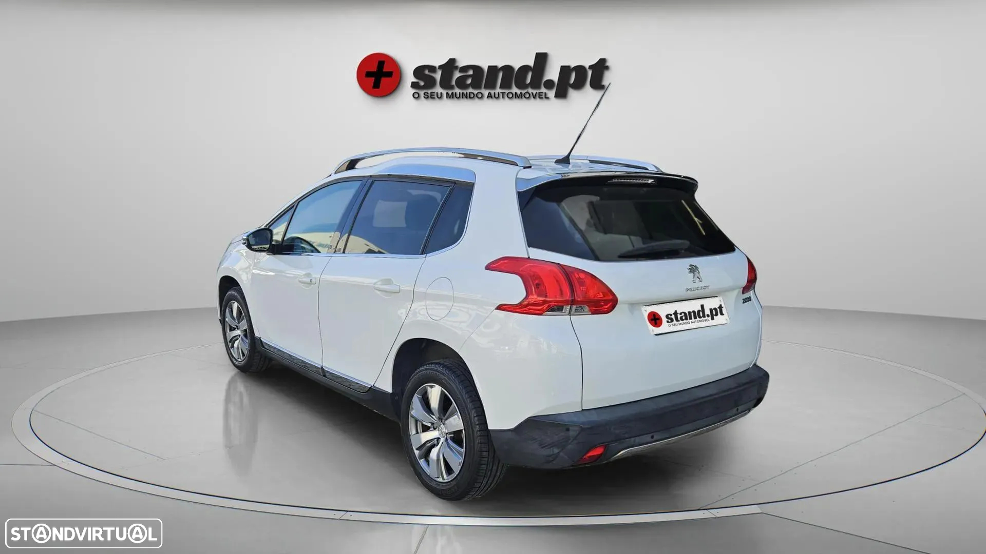 Peugeot 2008 1.2 PureTech Allure - 7
