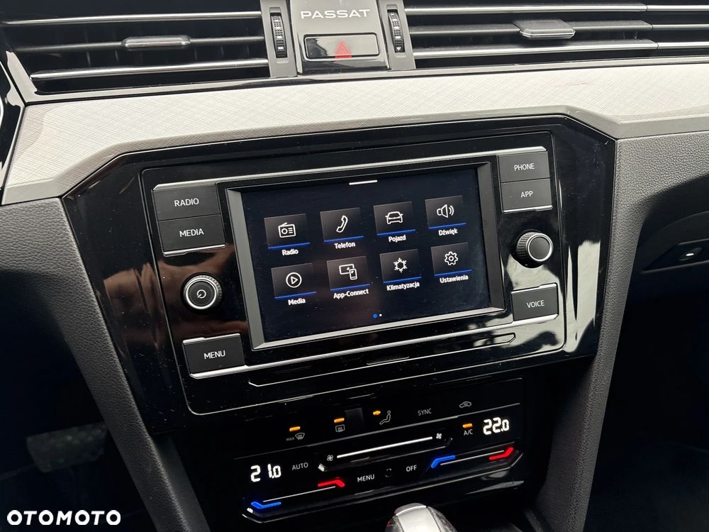Volkswagen Passat Variant 2.0 TDI EVO Business DSG - 32