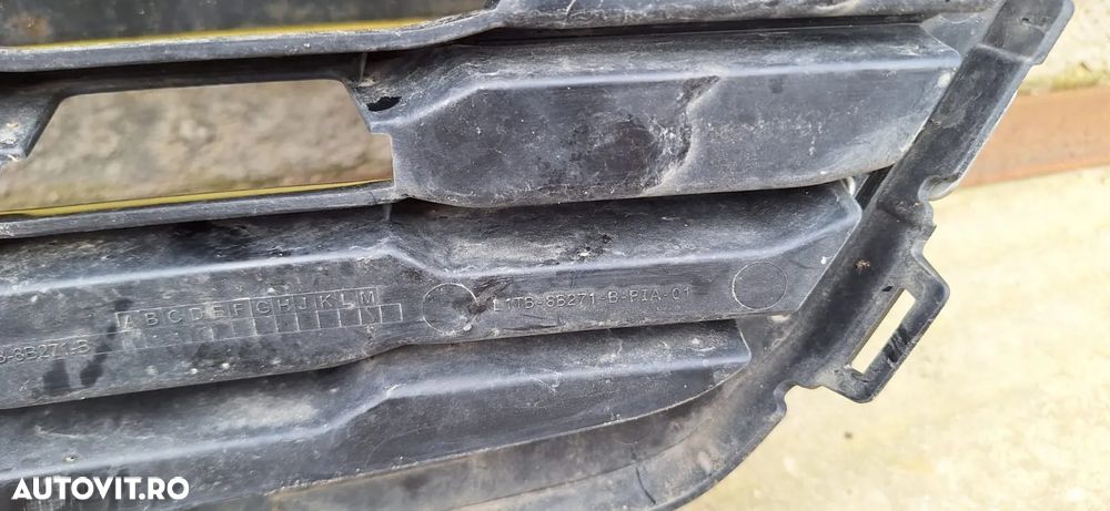 Grila centrala radiator Ford Puma an 2019-2022 cod L1TB-8B271-B - 4