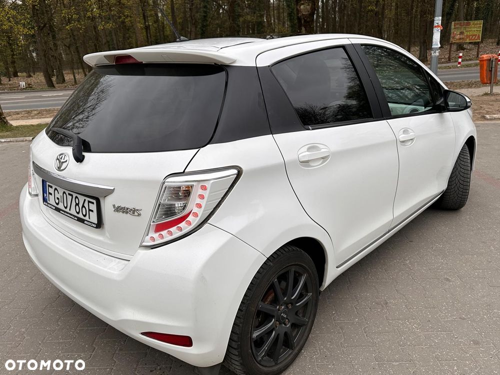 Toyota Yaris 1.33 VVT-i - 11