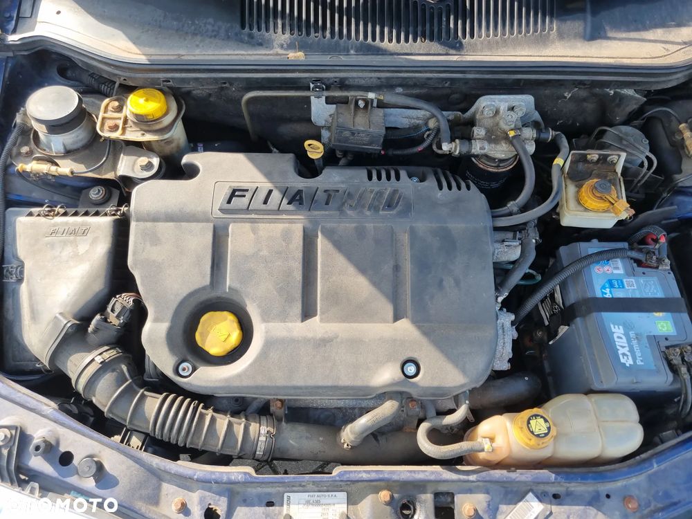 Fiat Strada 1.9 jtd - 22
