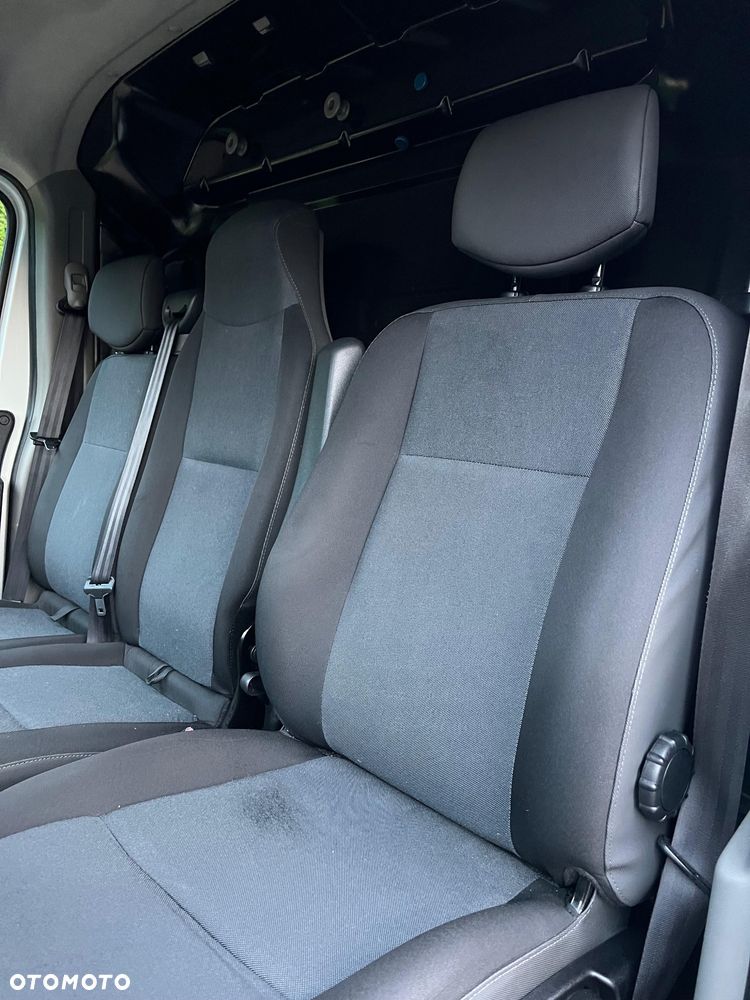 Renault Master - 18