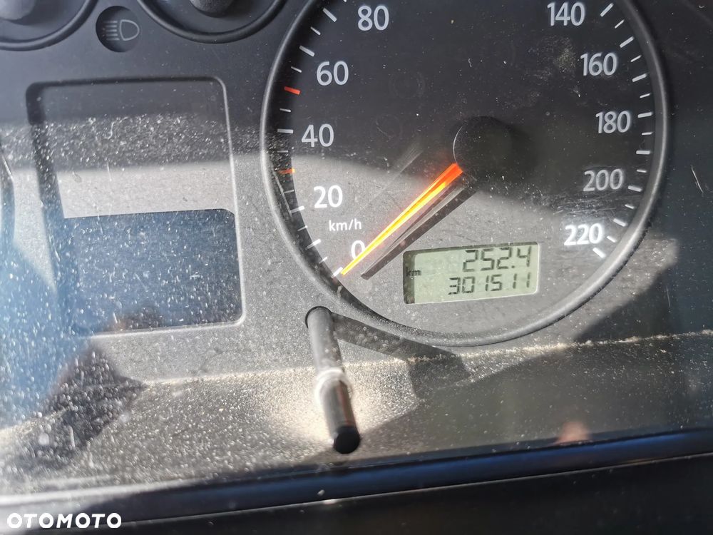 Volkswagen Transporter T5 - 7