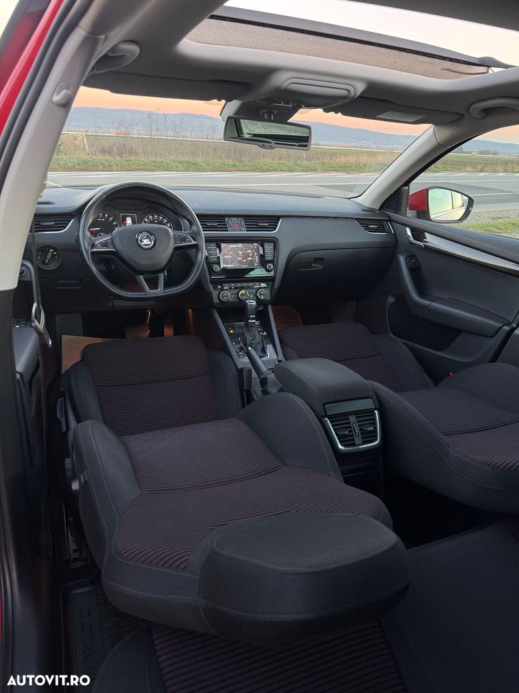 Skoda Superb 2.0 TDI DSG Style - 8