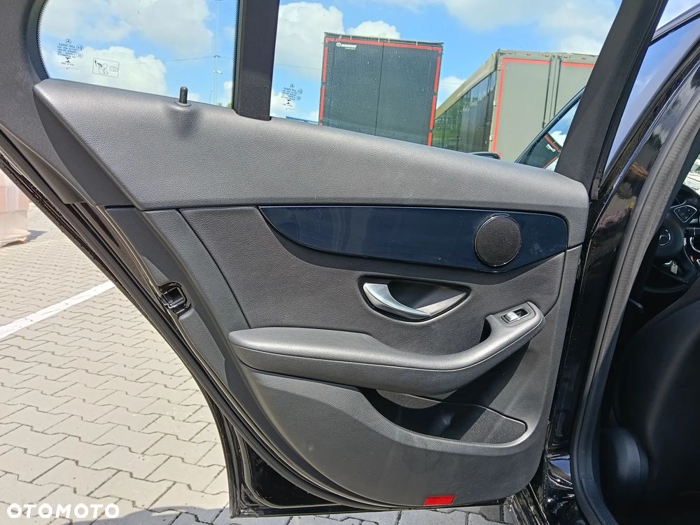 Mercedes-Benz Klasa C 160 Business Edition 9G-TRONIC - 11