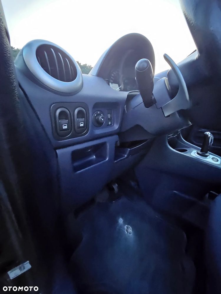 Peugeot 1007 1.4 Happy 2-Tronic - 12