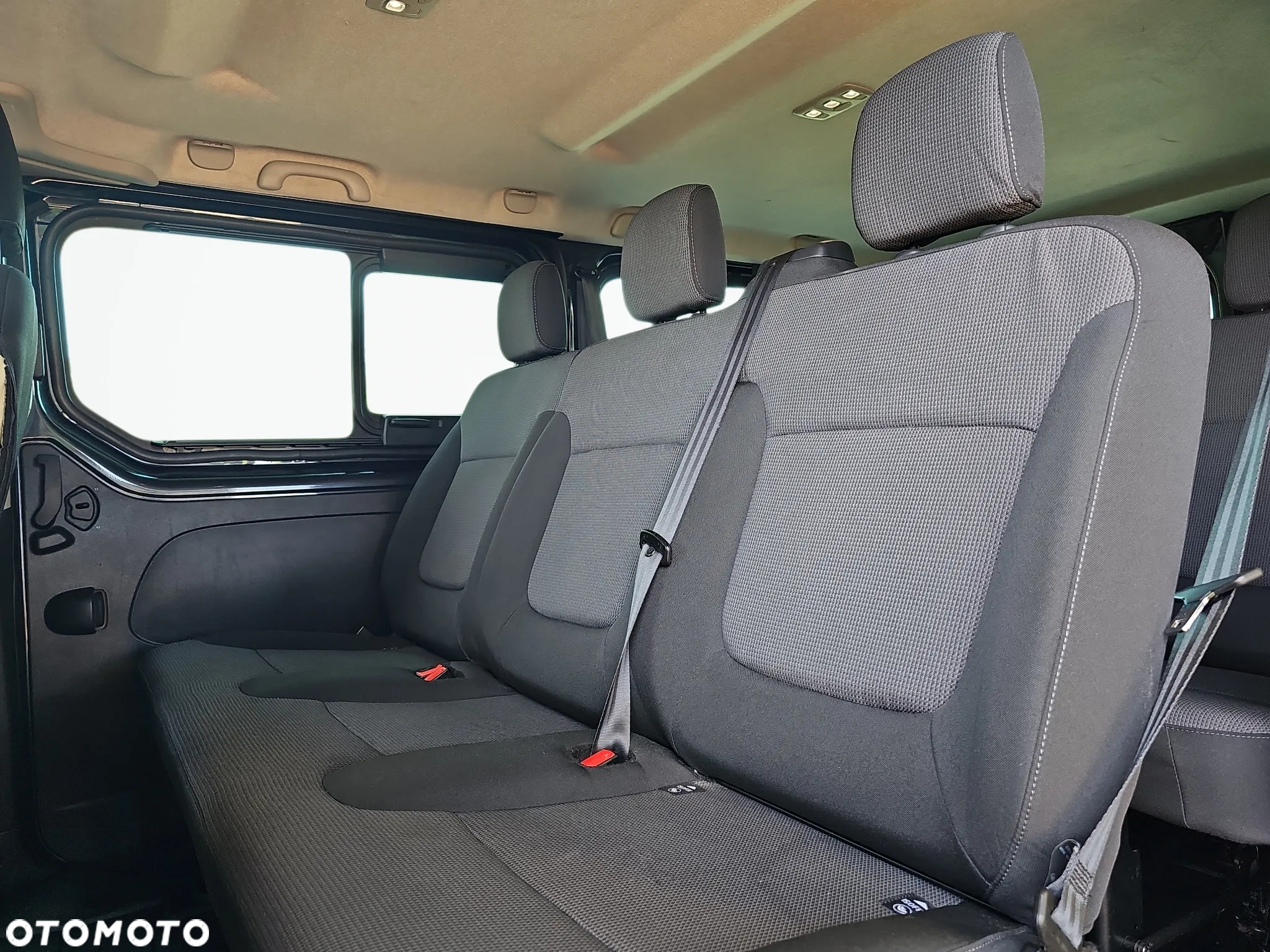 Renault Trafic - 13