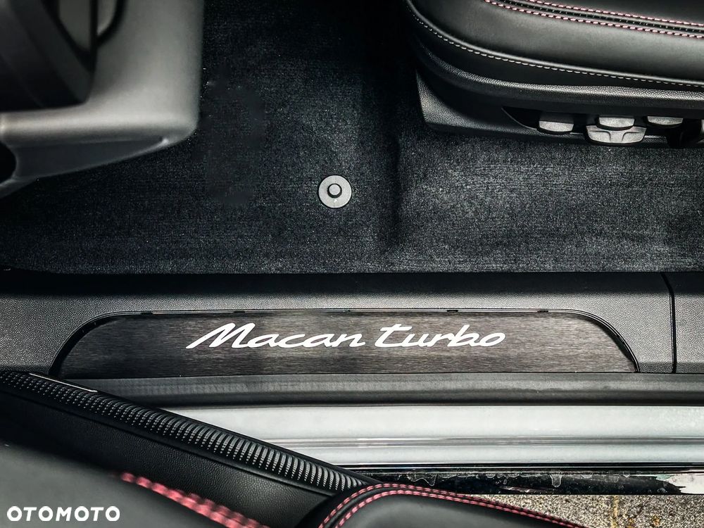 Porsche Macan Turbo 100kWh - 22
