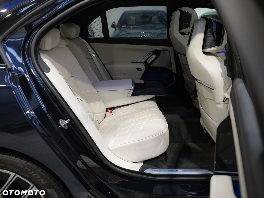 BMW Seria 7 740d xDrive sport - 20