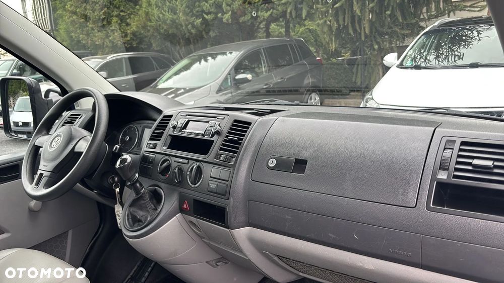 Volkswagen Transporter T5 - 17