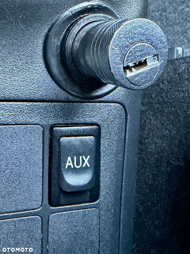 Toyota Yaris 1.33 Luna - 19