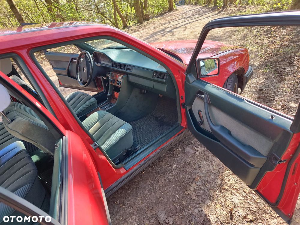 Mercedes-Benz W124 (1984-1993) - 9