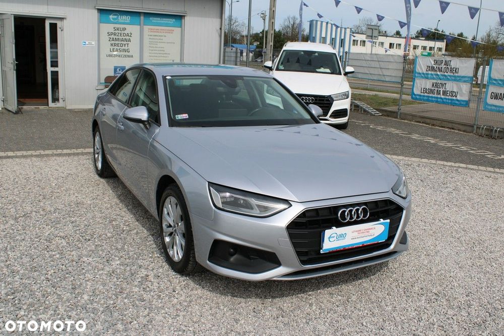 Audi A4 - 4