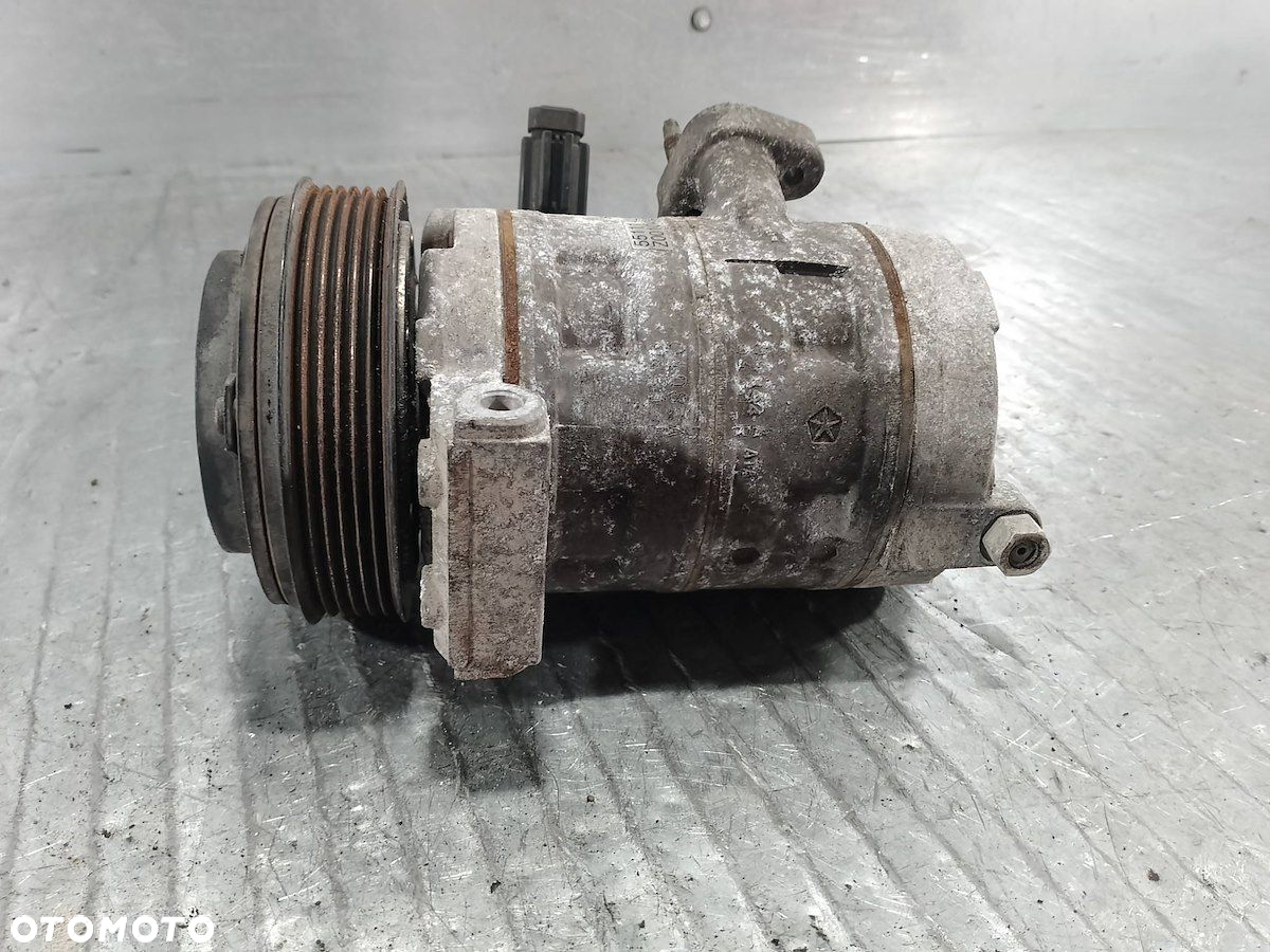 POMPA, SPRĘŻARKA KLIMATYZACJI JEEP WRANGLER 55111401AE 2.8 CRD - 5