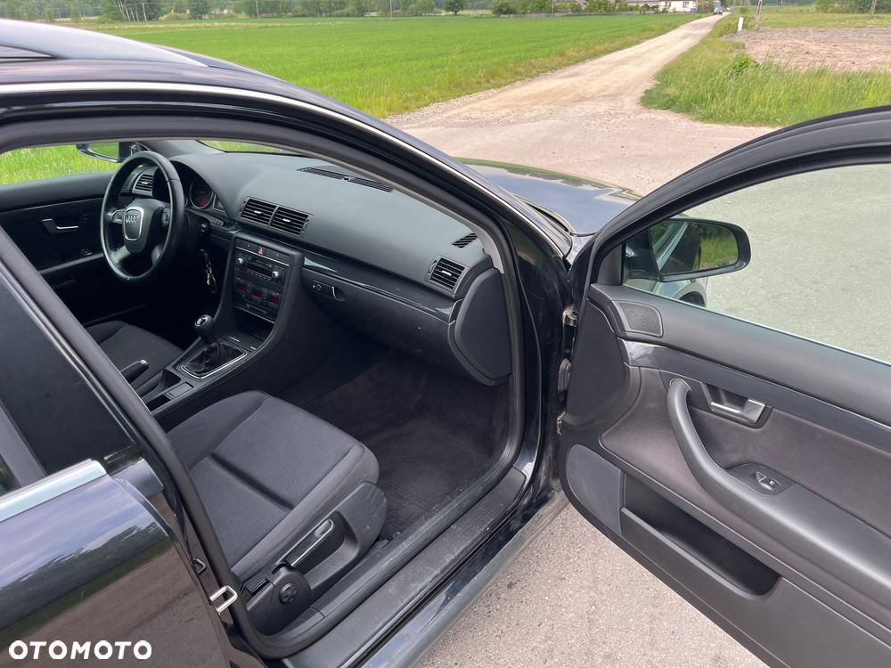 Audi A4 Avant - 14