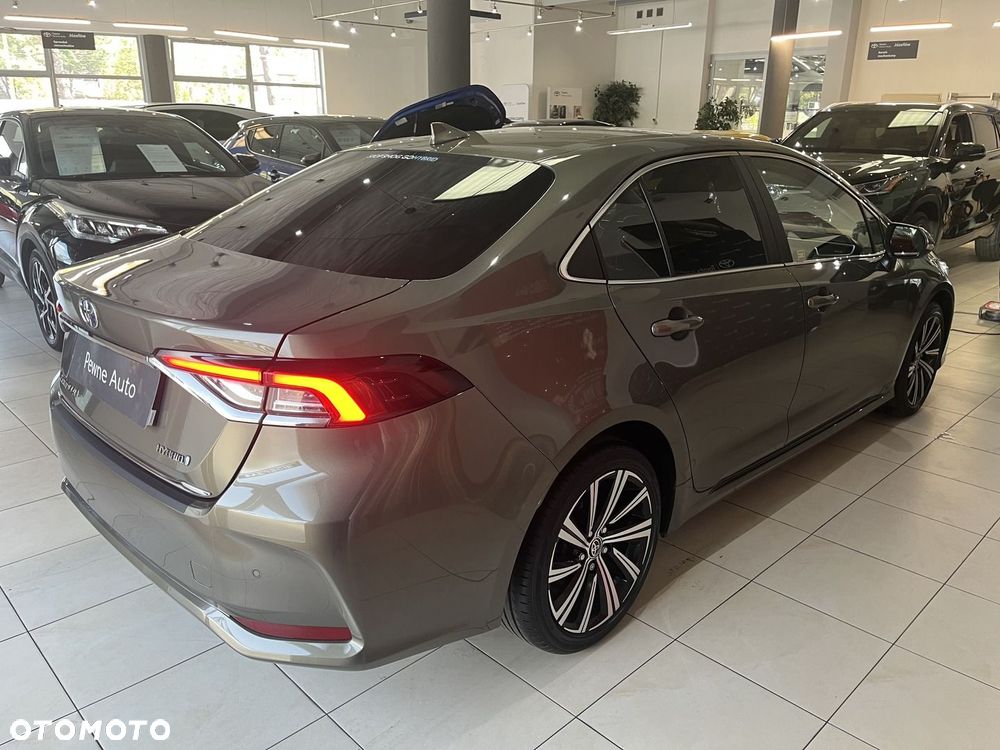 Toyota Corolla 1.8 Hybrid Executive - 3