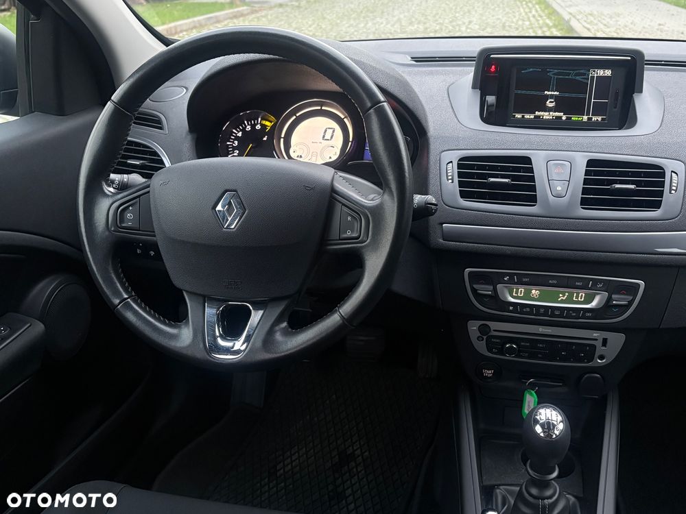 Renault Megane 1.6 16V 110 Paris Business - 11