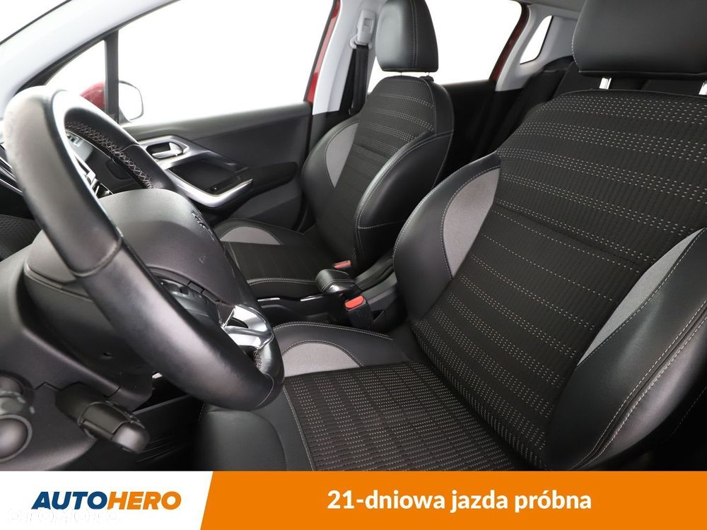Peugeot 2008 - 11