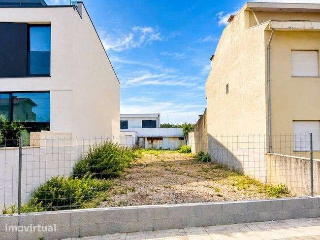 Terreno para construção - segunda linha de mar - Grande imagem: 3/4
