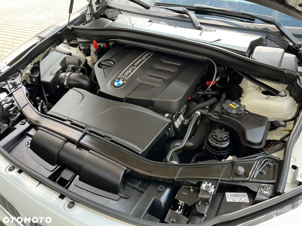 BMW X1 xDrive18d xLine - 36
