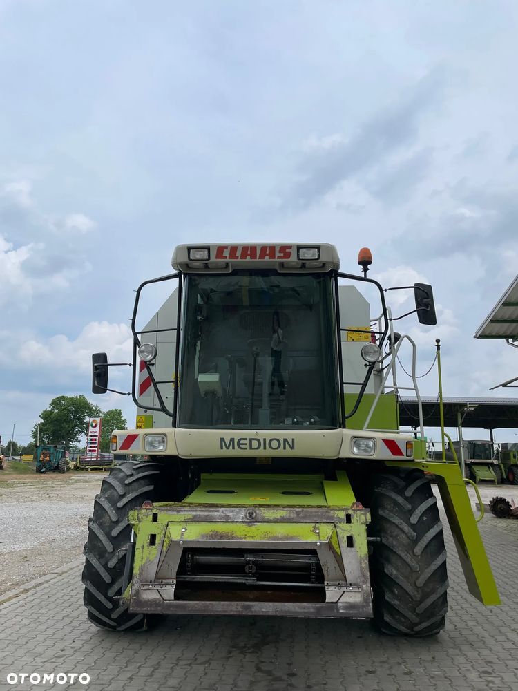 Claas MEDION 320 - 7