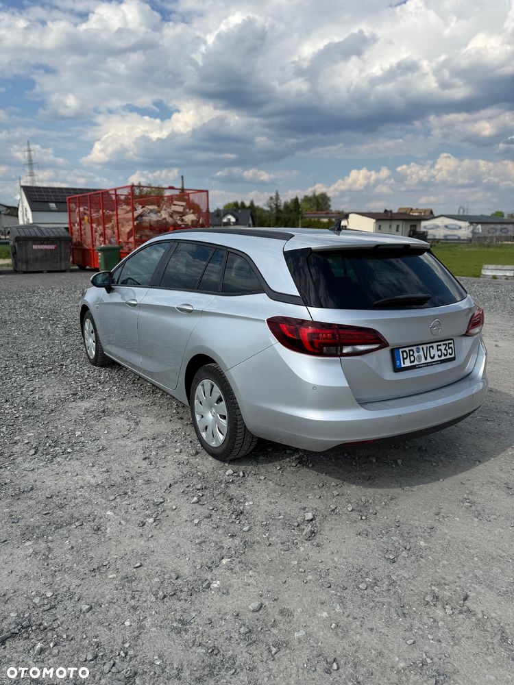 Opel Astra 1.6 D Start/Stop 120 Jahre - 8