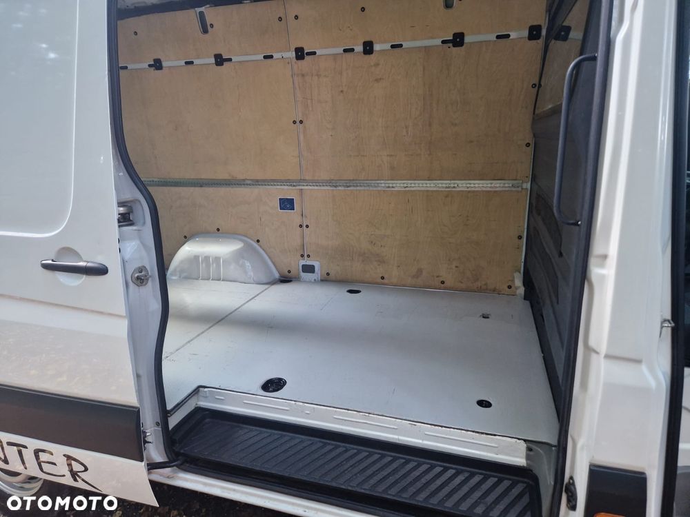 Mercedes-Benz Sprinter - 10