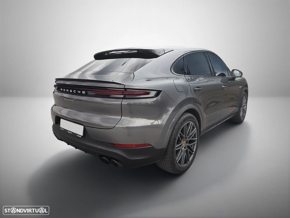 Porsche Cayenne Coupé E-Hybrid - 7
